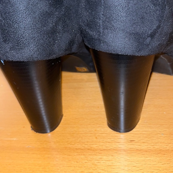 Cute suede boots - Picture 3 of 4